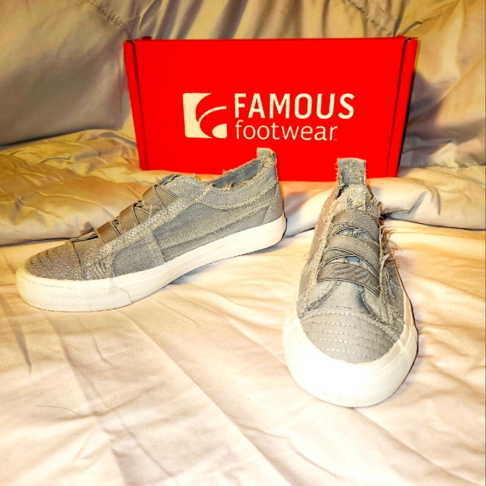 BNWT Women's sz6 Blowfish Marley slip-on sneakers